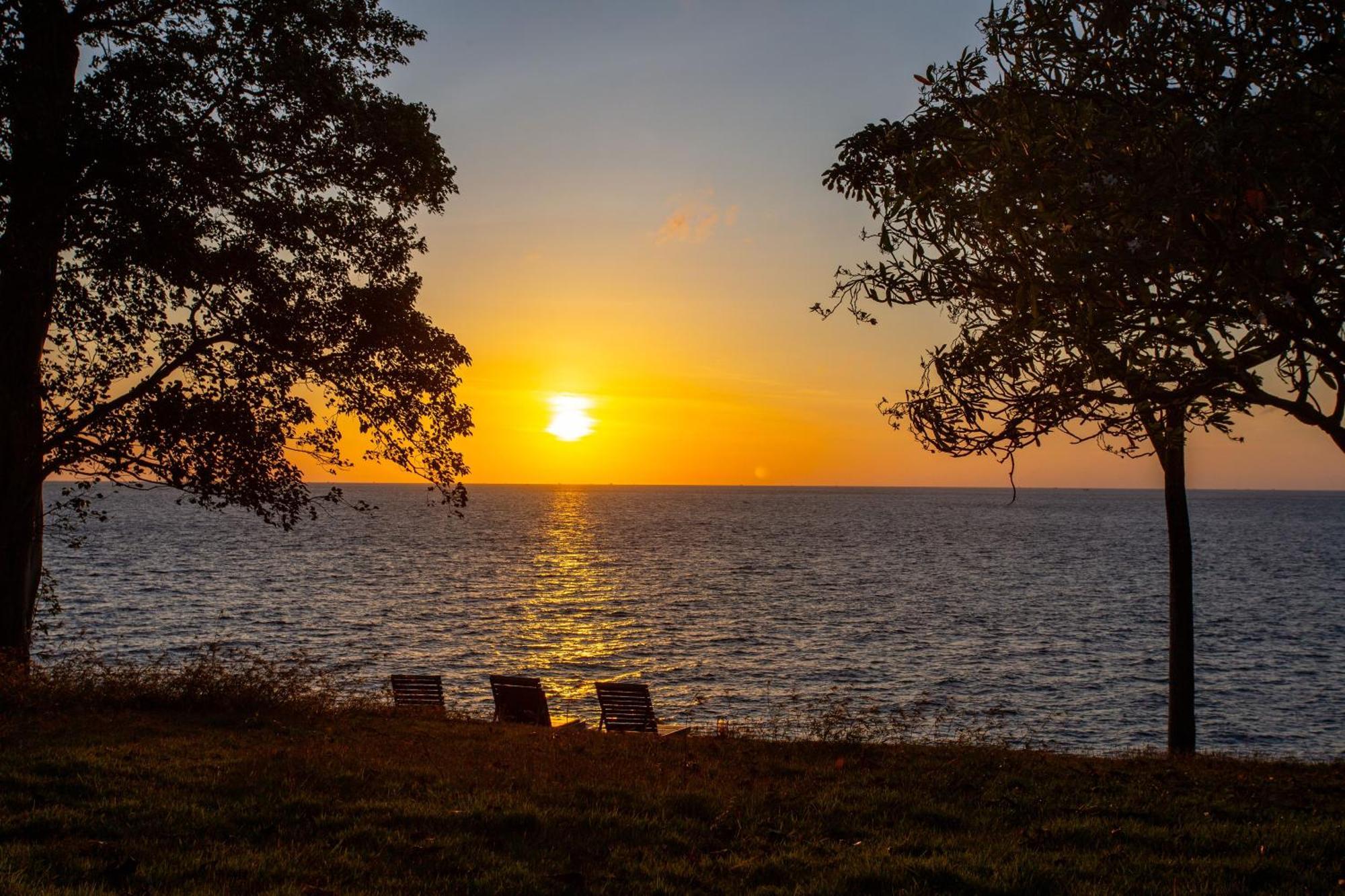 Ban Raya Resort And Spa Ko Racha Yai Buitenkant foto