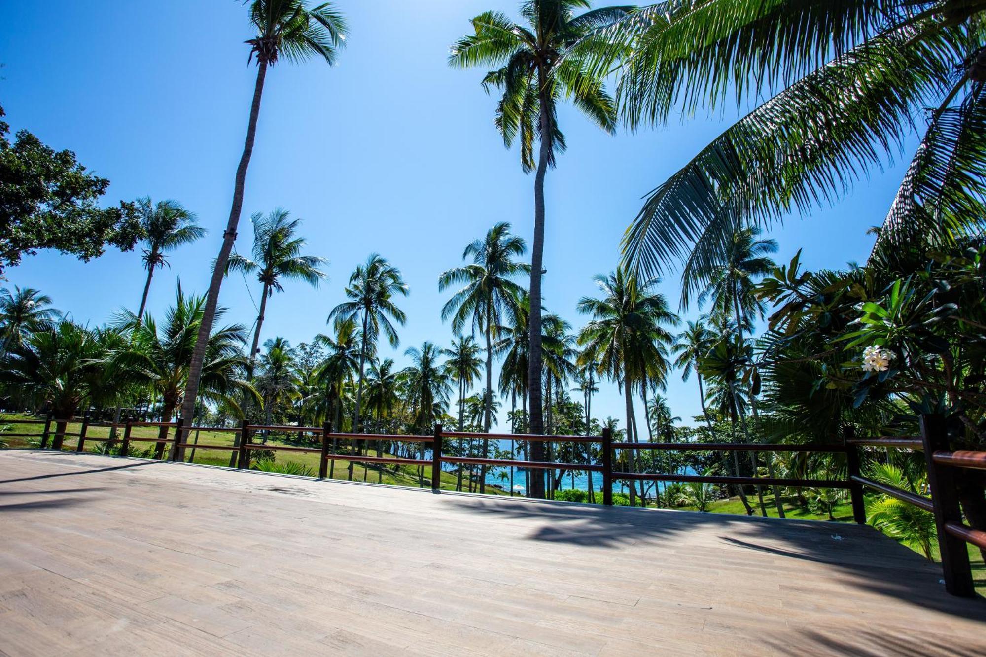 Ban Raya Resort And Spa Ko Racha Yai Buitenkant foto
